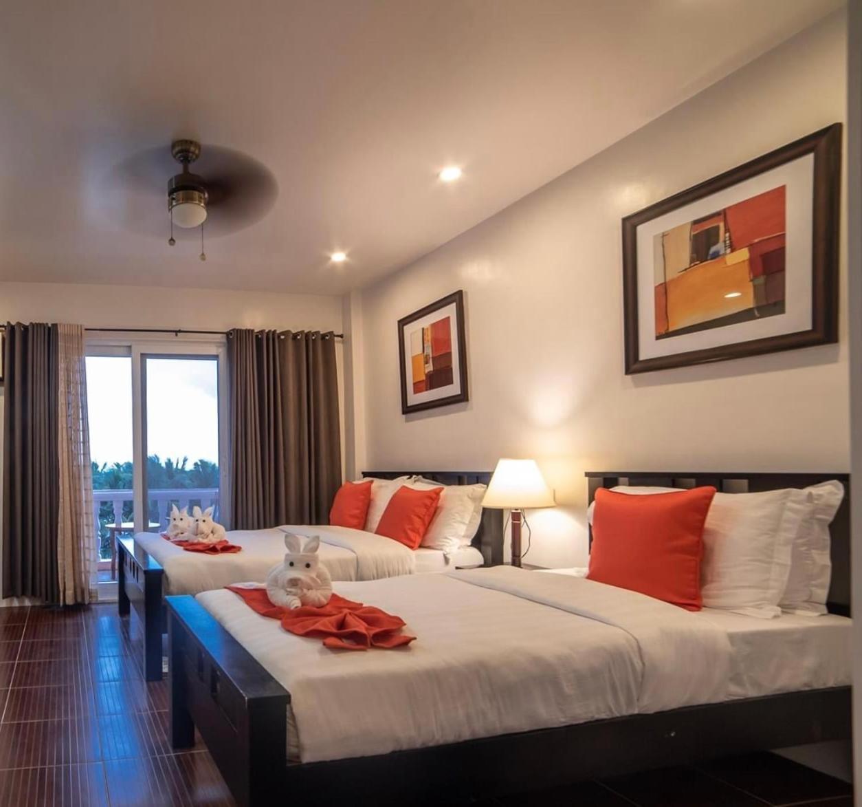 Amboy Hometel Basco Ngoại thất bức ảnh