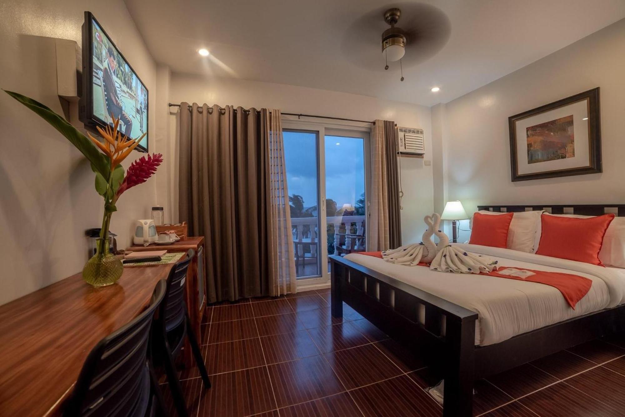 Amboy Hometel Basco Ngoại thất bức ảnh